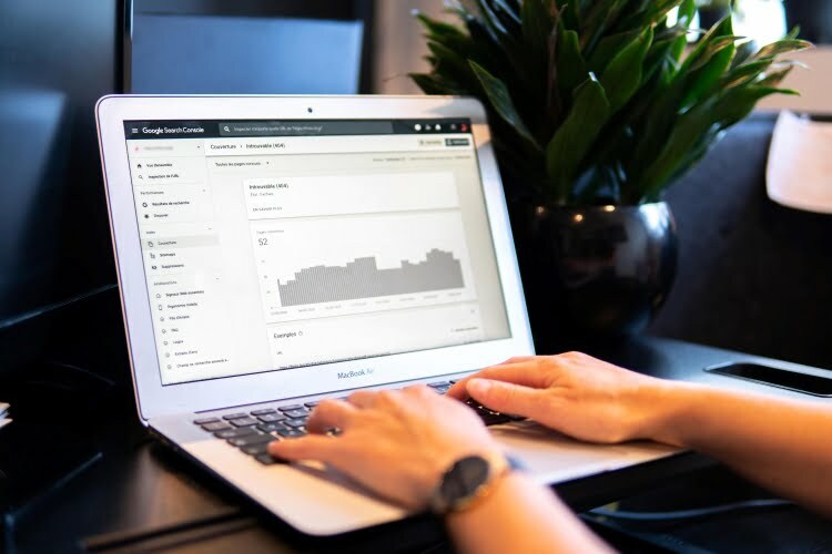 A Guide On How To Read SEMrush Reports