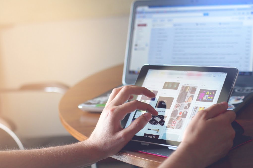 GoDaddy eCommerce Review: Is This Good For Small Business Owners?